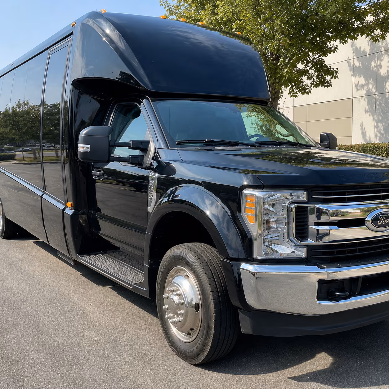 cincinnati rent a charter bus for your cincinnati school field trip