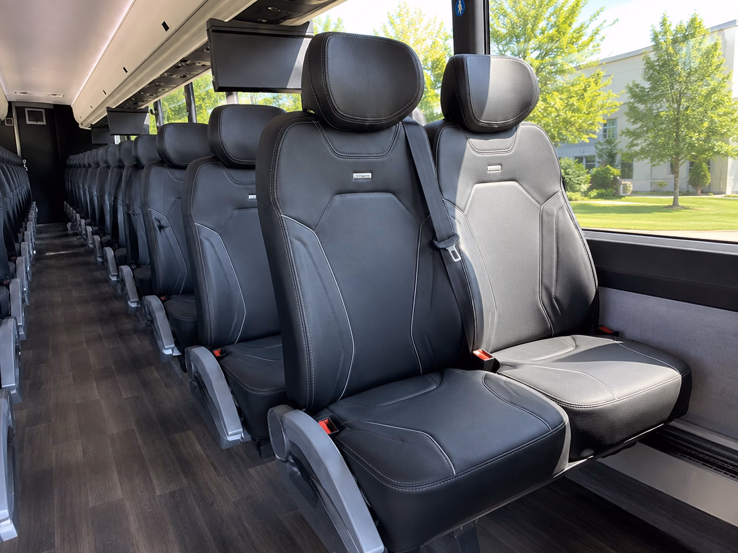 get a bus for the national museum of the united states air force and jrotc group visits