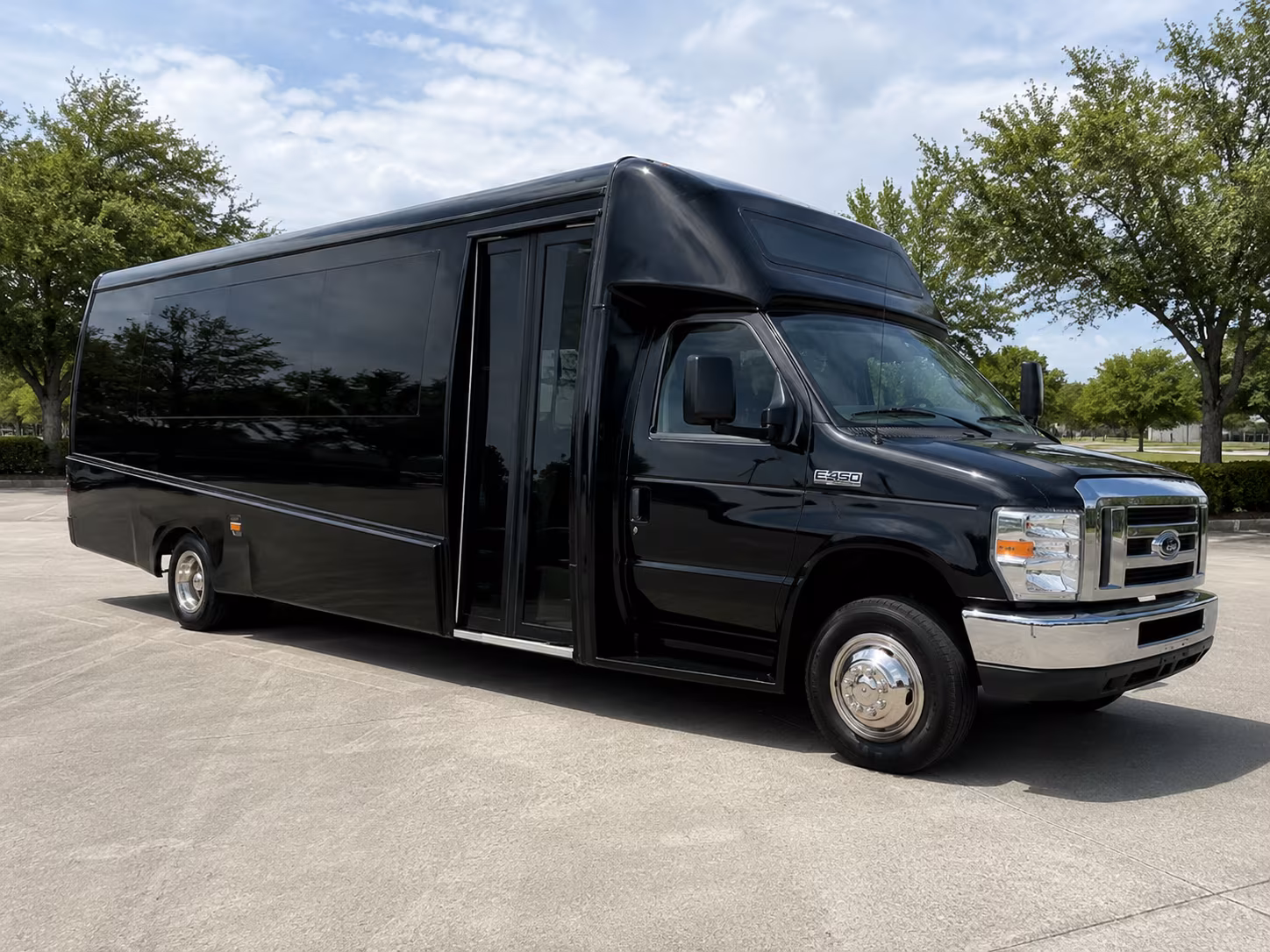 hamilton private airport shuttle bus rentals in hamilton