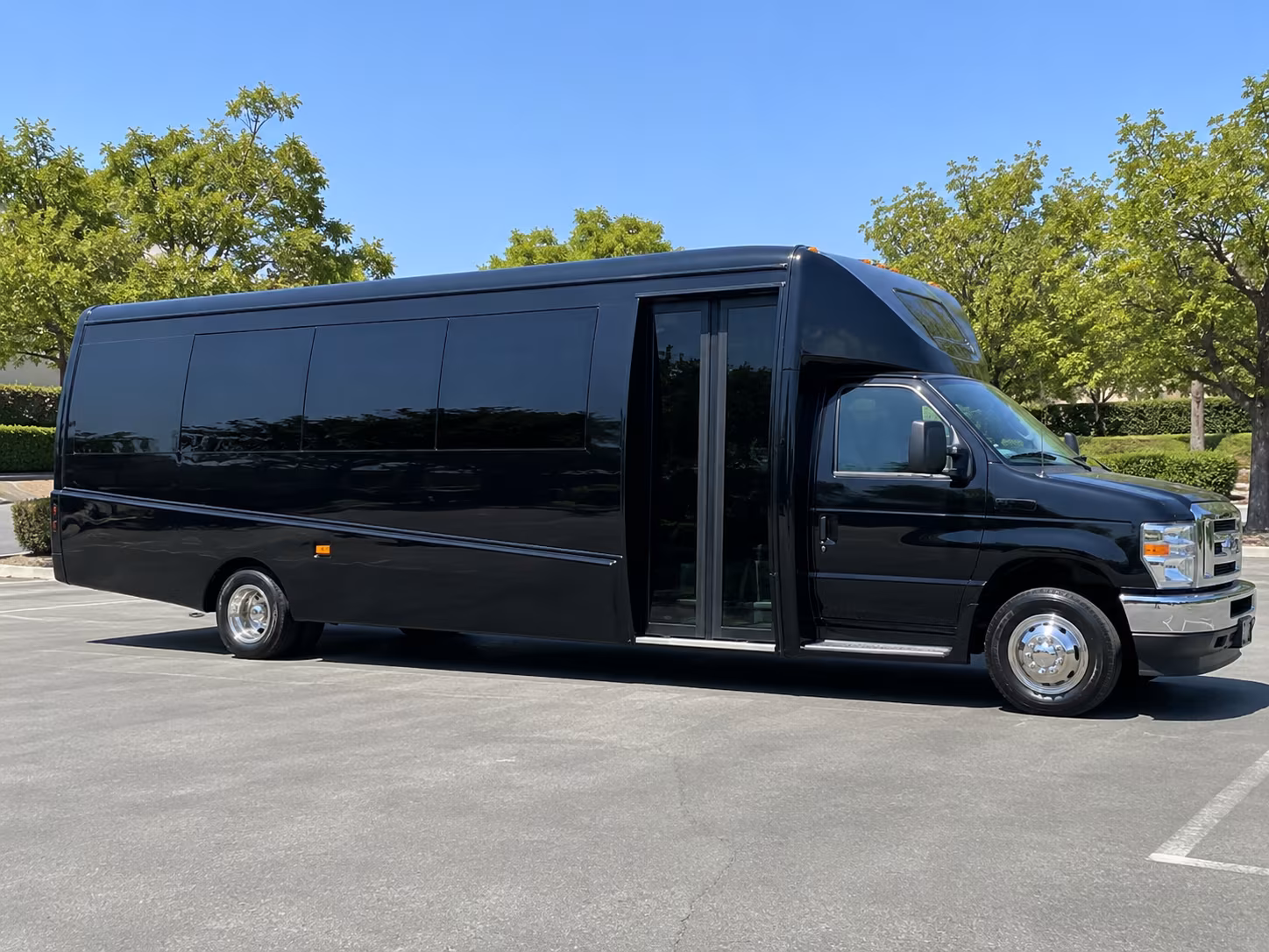 middletown bus rentals